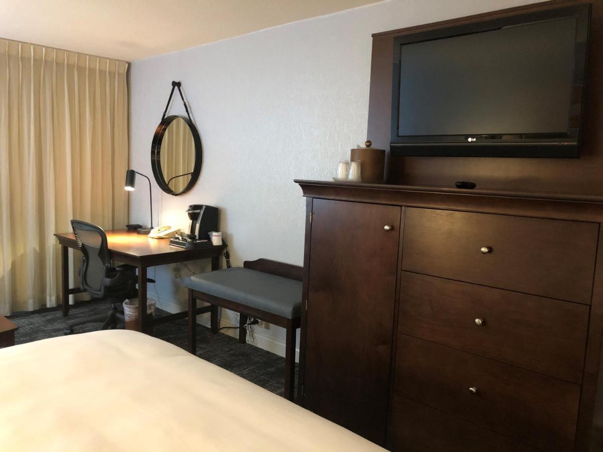 Crowne Plaza Chicago-Northbrook By Ihg Hotell Exteriör bild